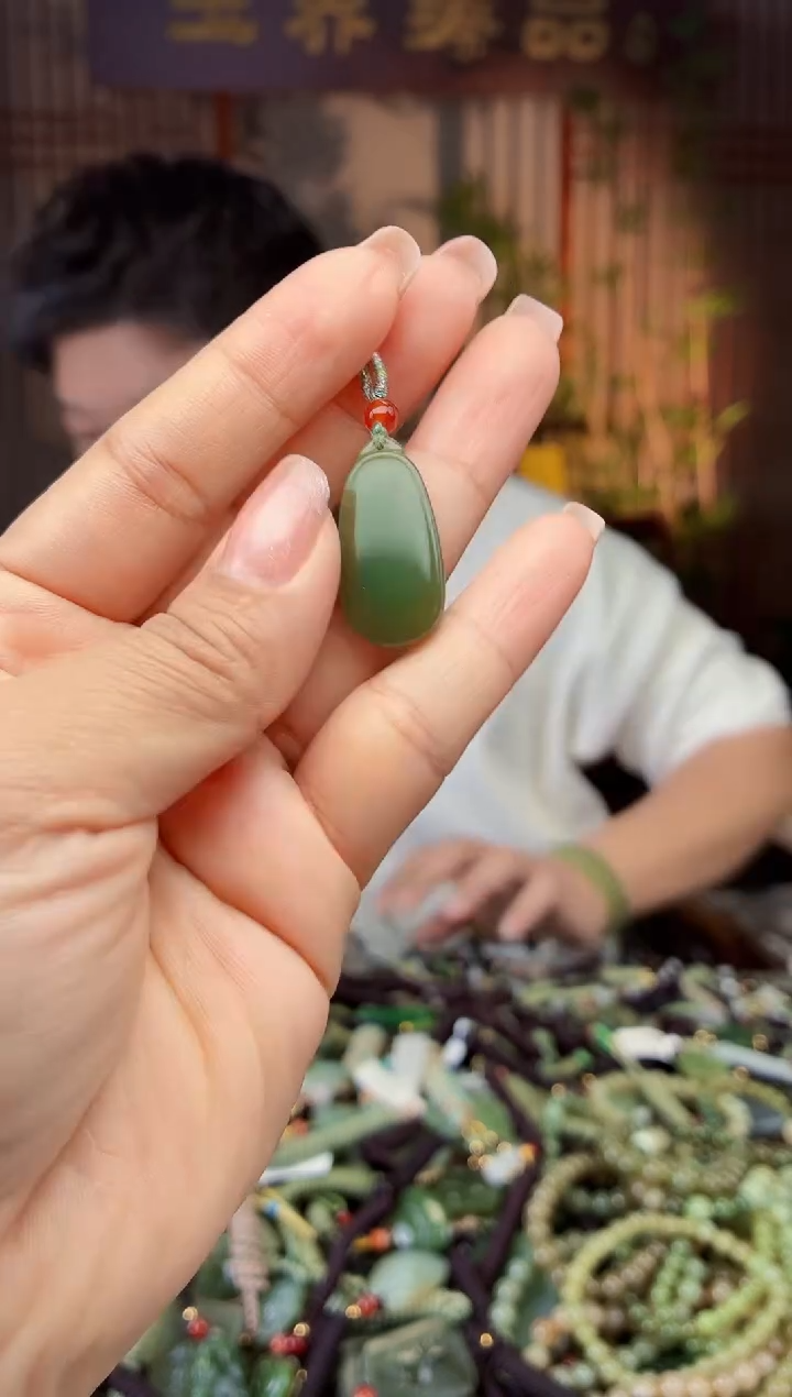 颈饰未镶嵌和田玉多样性发货拍一发一