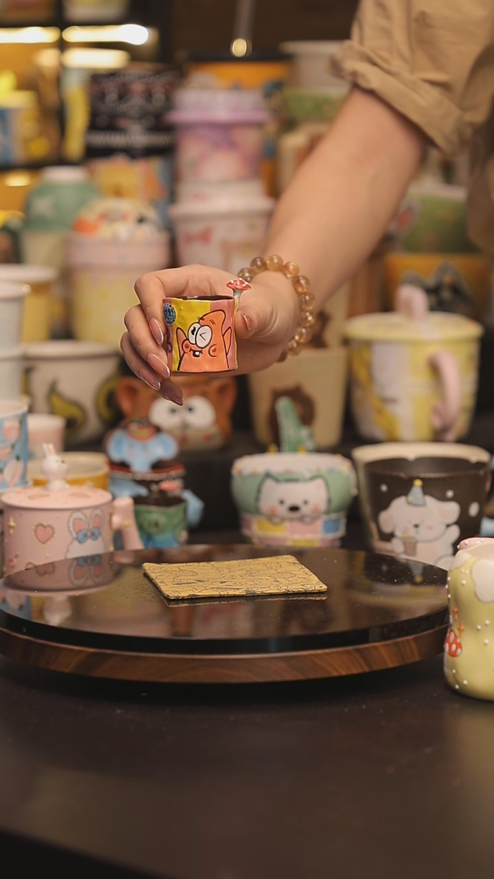 景德镇釉下彩绘设计师款式陶瓷