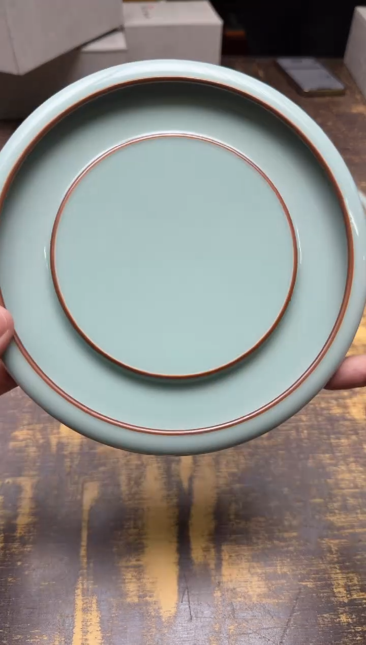 开**森徐名星 圆口壶承