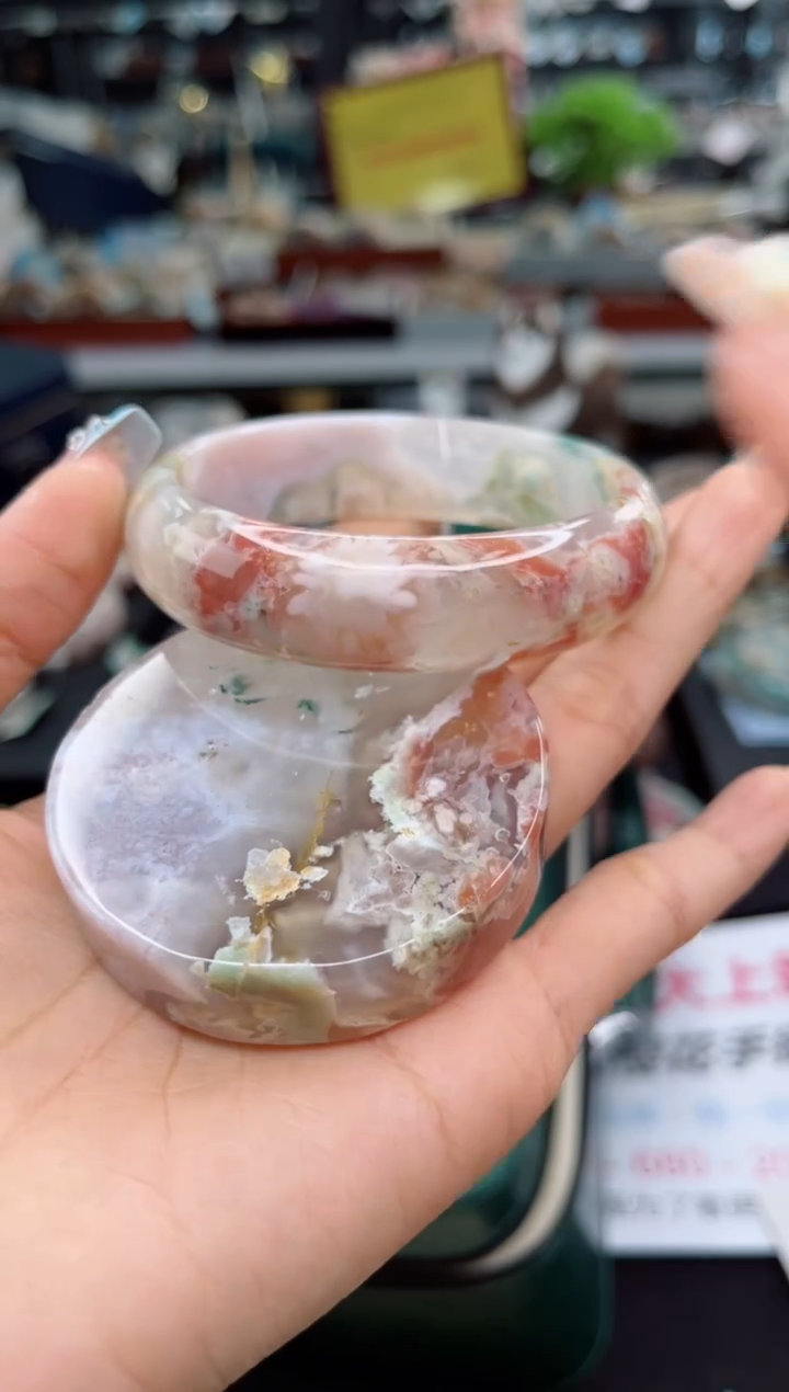 【闪购商品】石英质玉手镯未镶嵌61圈口（赠品镯心）3S574