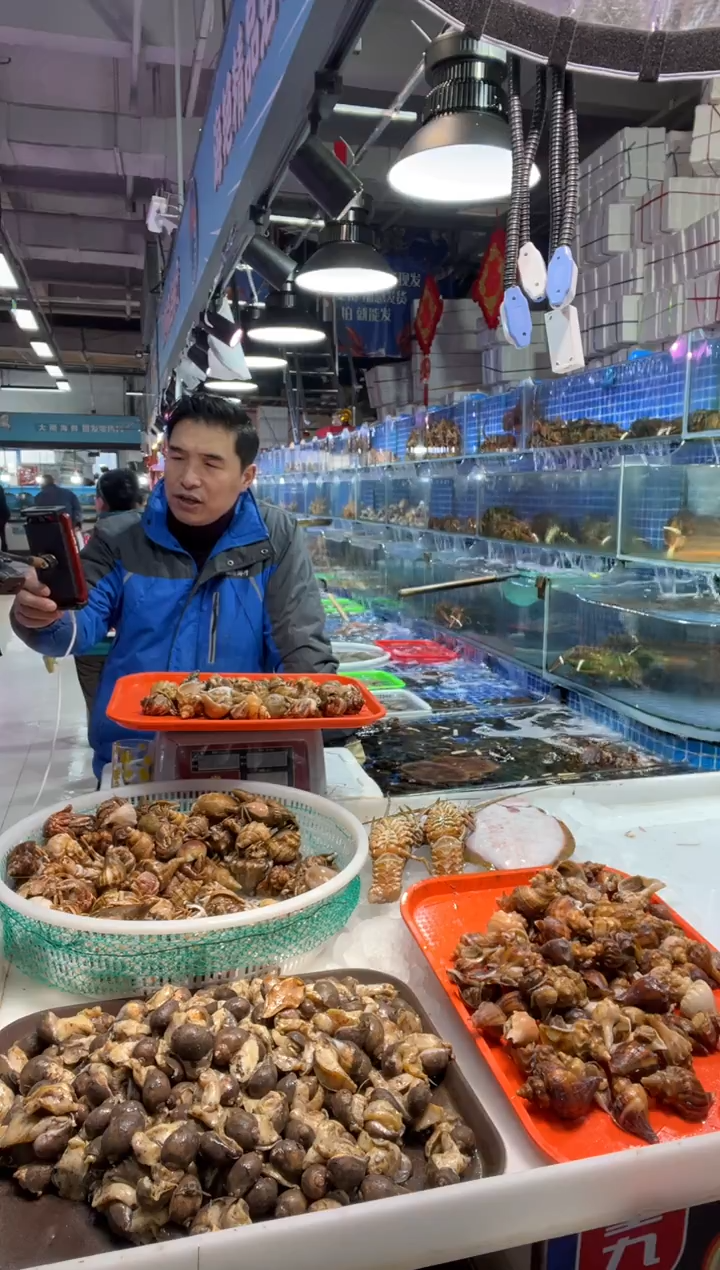 中国大陆断氧小青龙2只，1.5斤