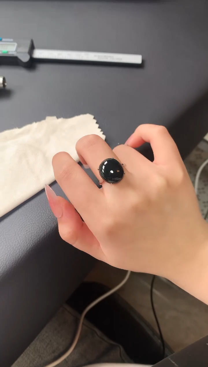 【闪购商品】翡翠戒指银S925镶嵌51241