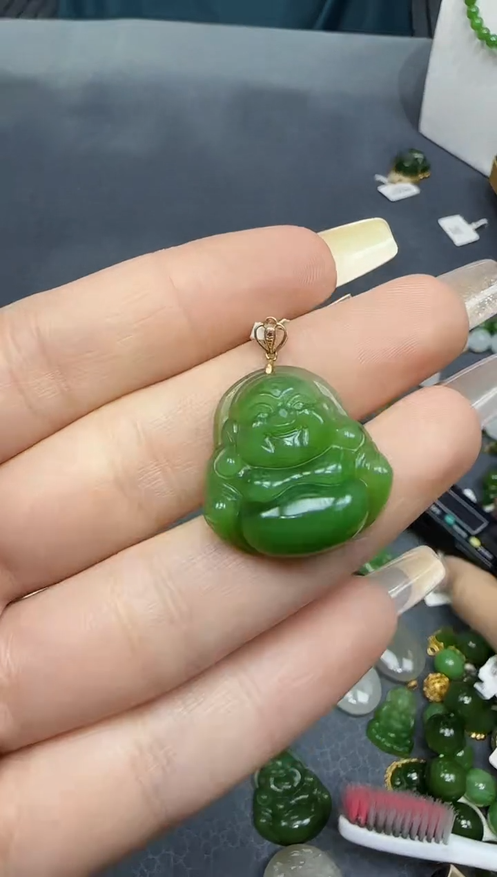 【闪购商品】和田玉挂件18K金镶嵌1