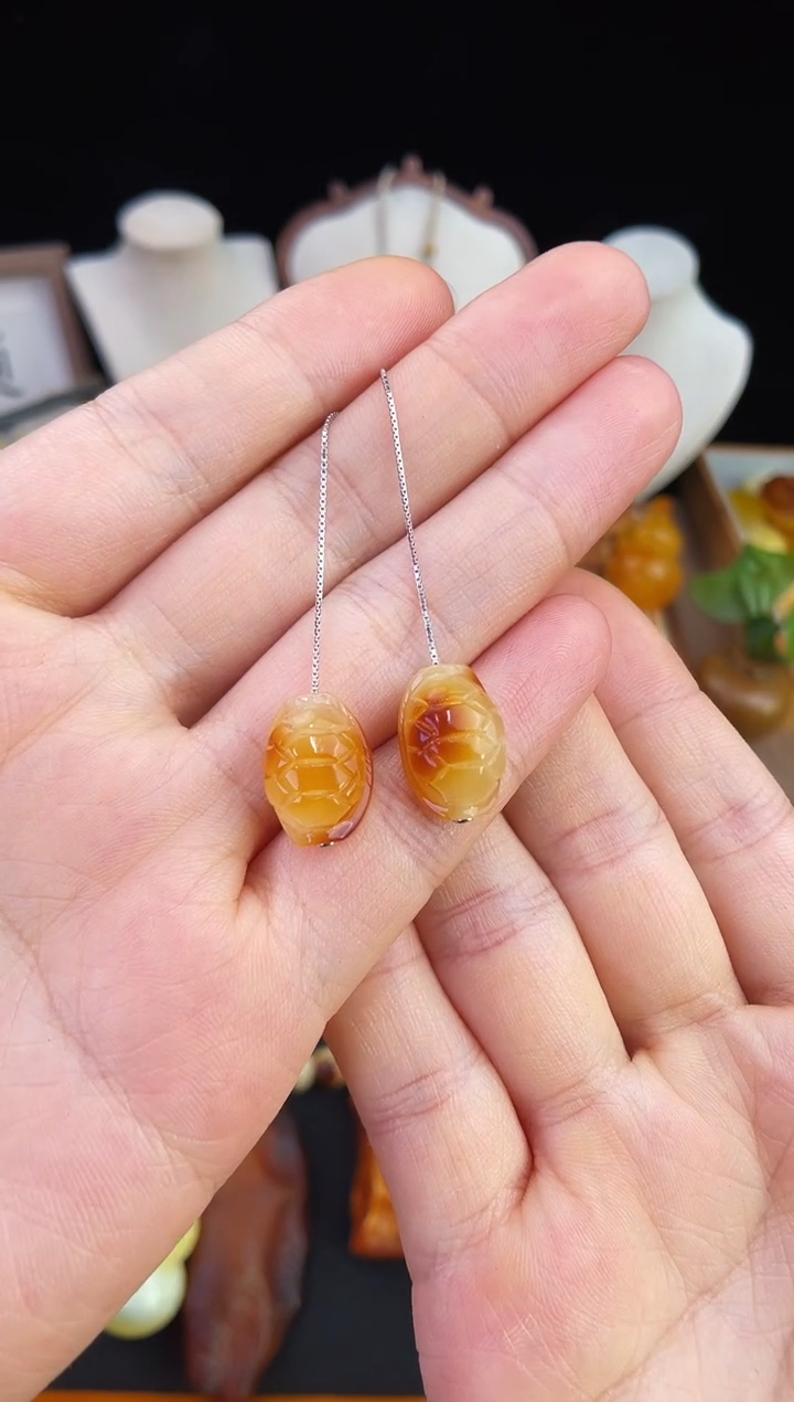 琥珀未镶嵌珠宝奇石柒月