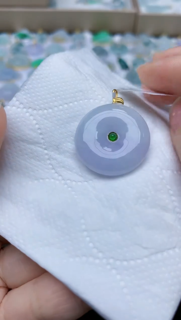 翡翠18K金镶嵌颈饰天然翡翠A货