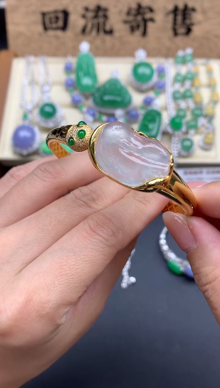 【闪购商品】翡翠手镯18K金镶嵌703-中国好珍宝