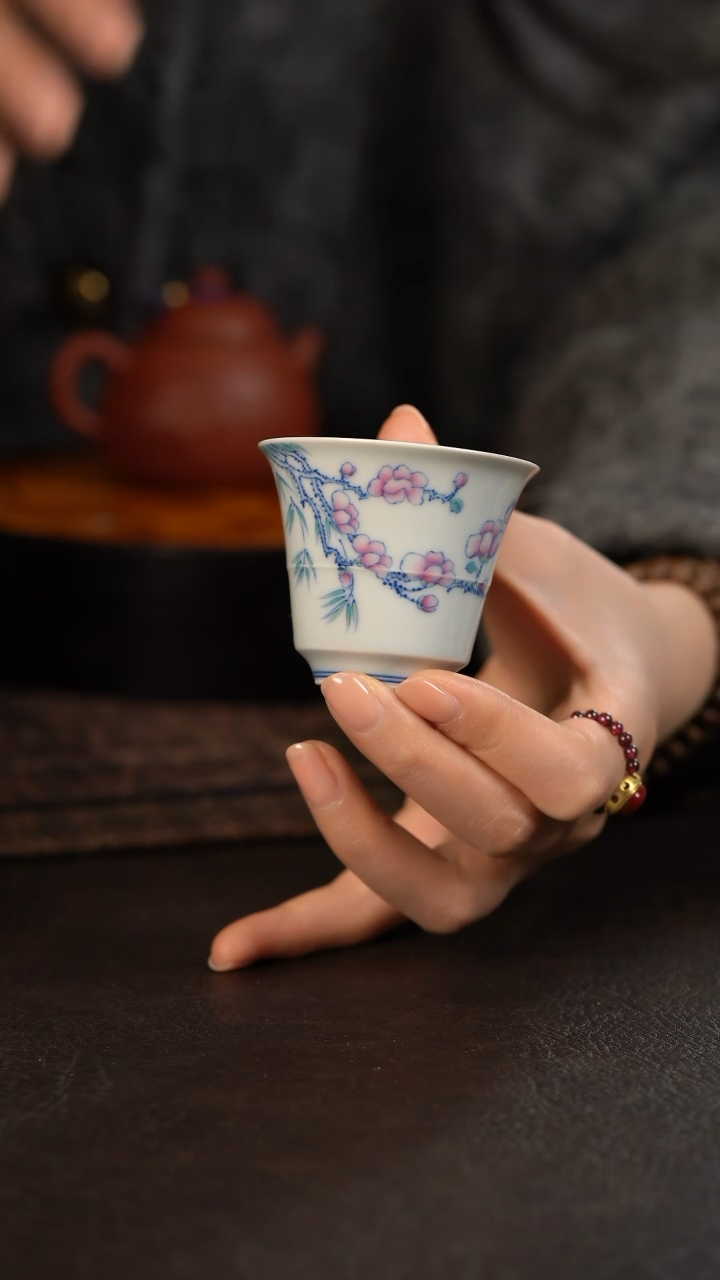【闪购商品】杯聚澜堂斗彩玉兰花竹节撇口杯