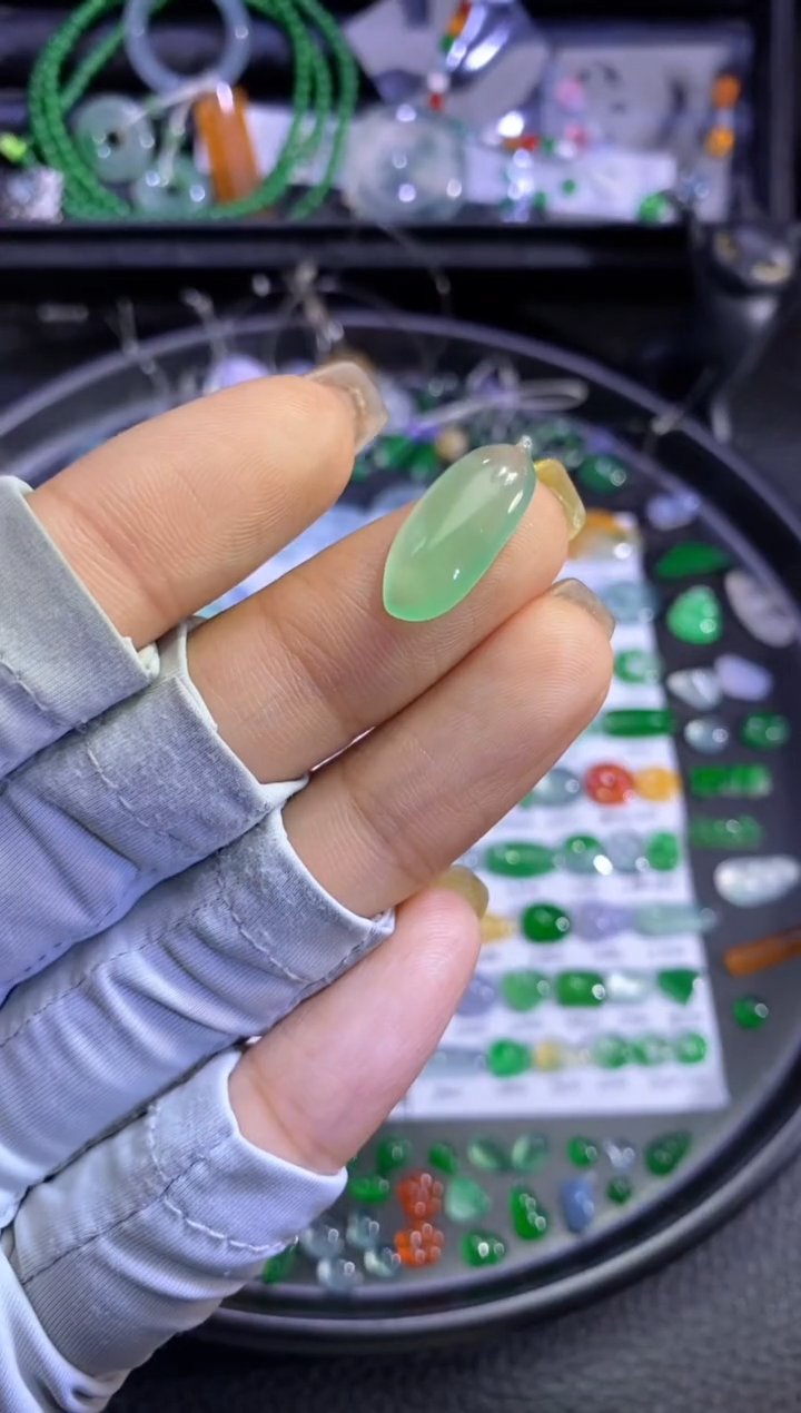 未镶嵌挂件翡翠瓜