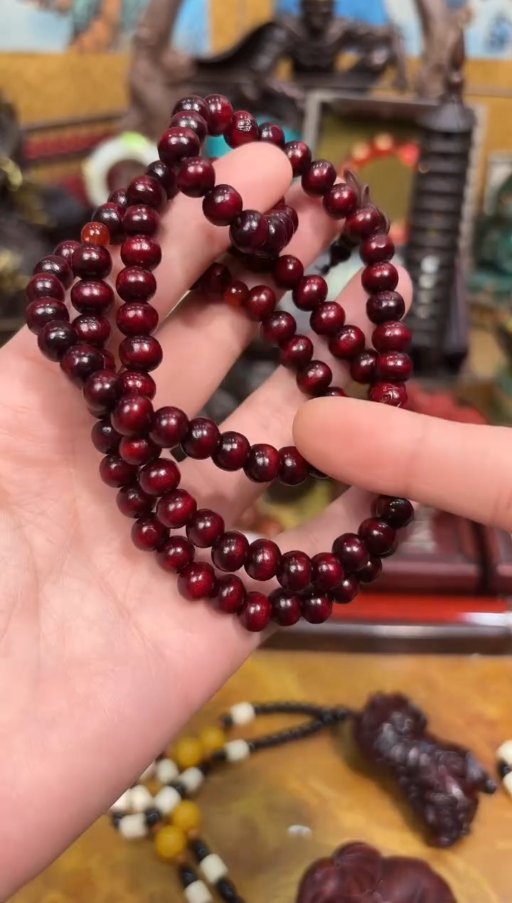 檀香紫檀（小叶紫檀）28业业业业业业业业