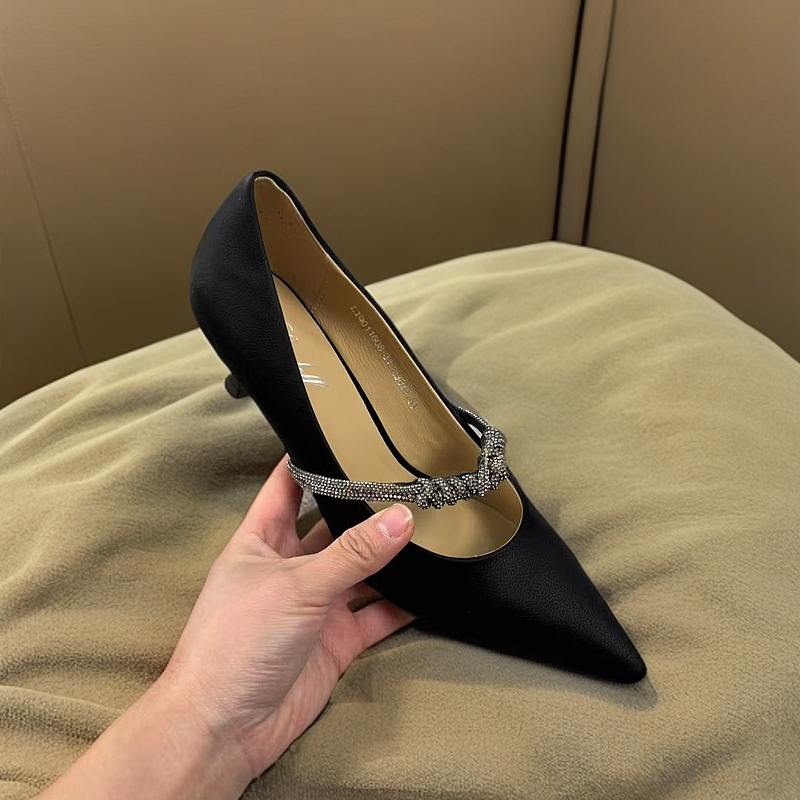 2097-C1-时尚百搭2025春季新款单鞋女式小皮鞋