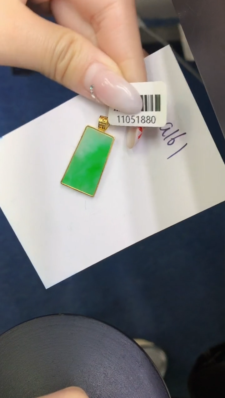 【闪购商品】翡翠颈饰18K金镶嵌0000000000