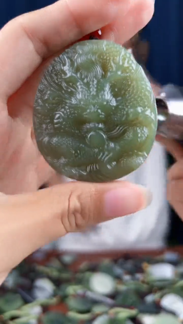 未镶嵌和田玉挂件拍一发一