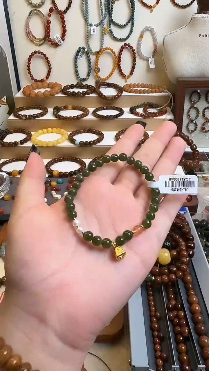 手串库克未镶嵌(****肖和田玉单圈