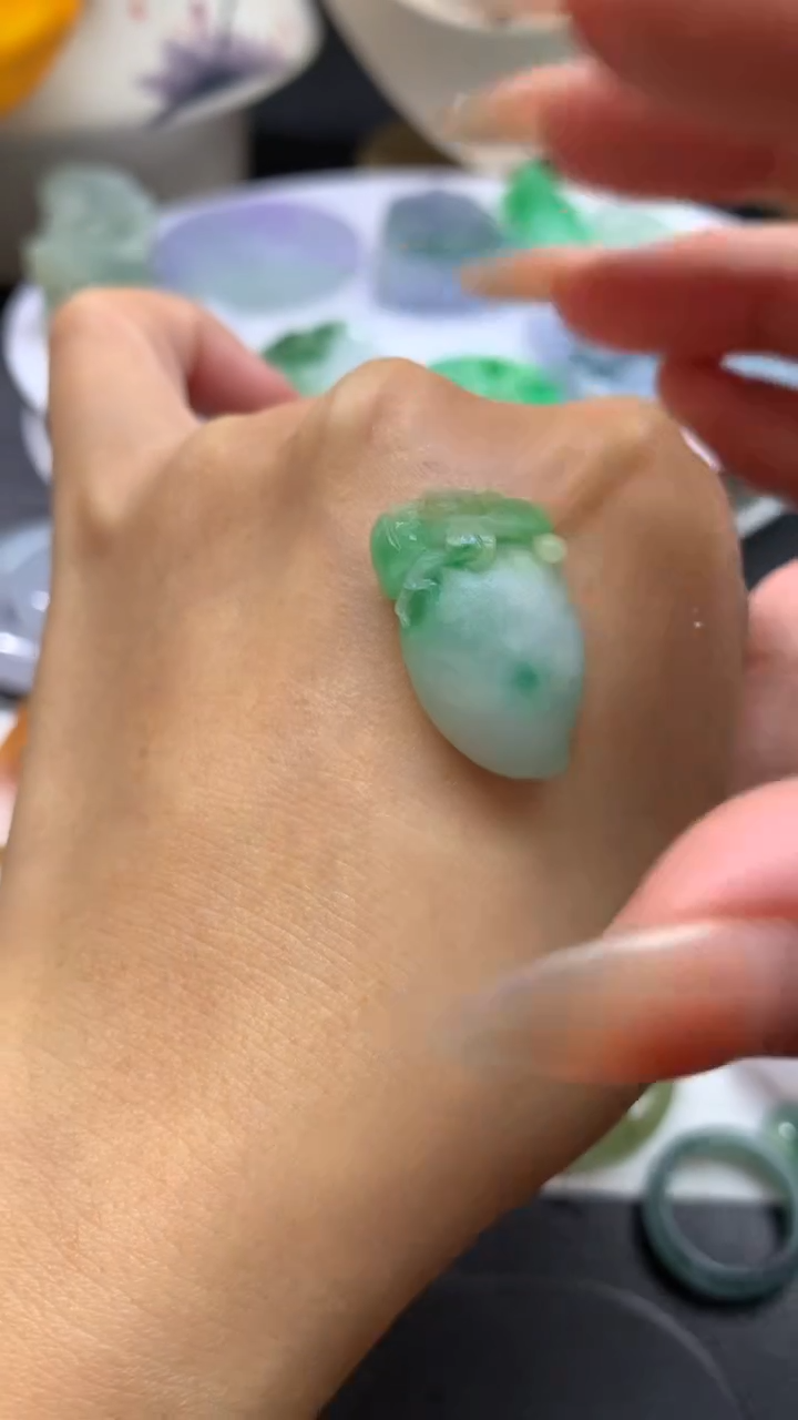 【闪购商品】定制翡翠未镶嵌翡翠