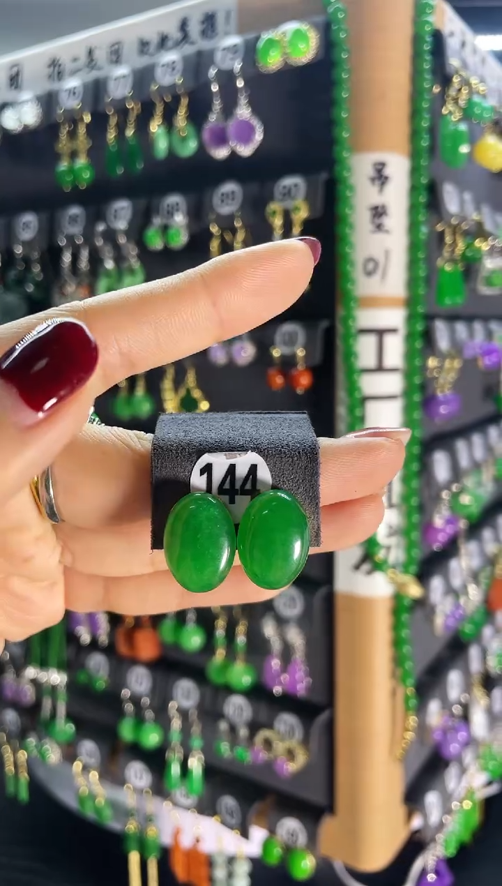 【闪购商品】翡翠耳饰银S925镶嵌144..