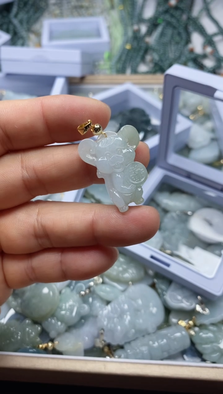 【闪购商品】翡翠吊坠(不含链)未镶嵌40132