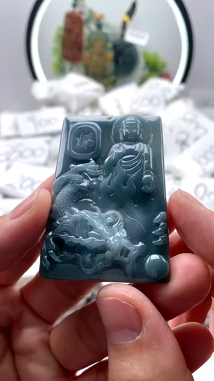 【闪购商品】翡翠颈饰未镶嵌阿弥陀佛【品质一般介意慎拍】