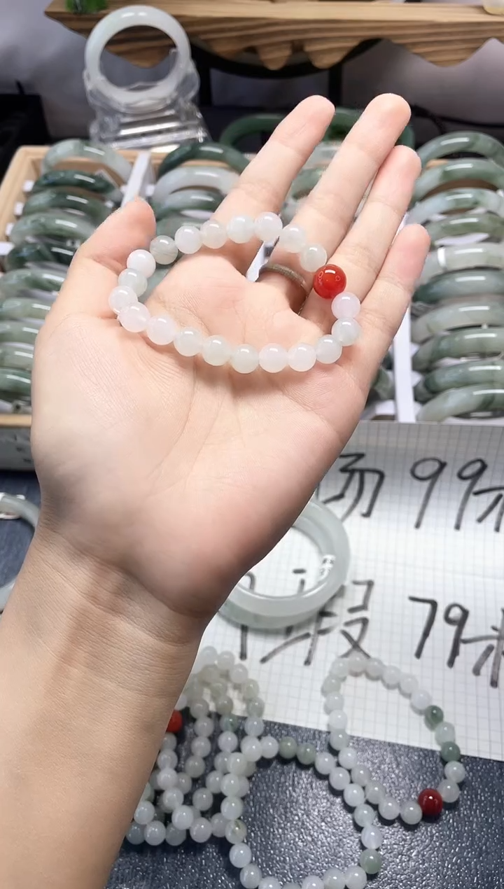 未镶嵌手镯石英质玉天山翠手串