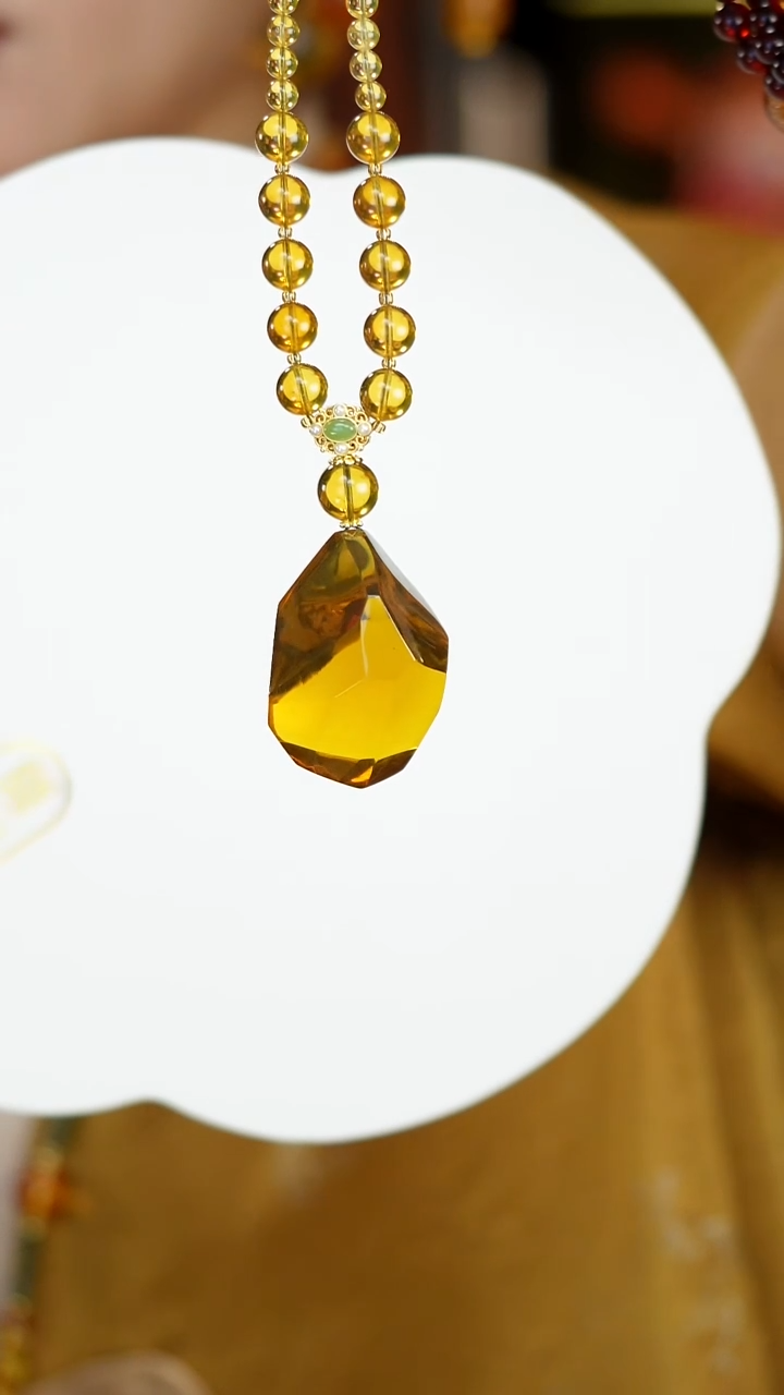 【闪购商品】蓝珀颈饰未镶嵌福利