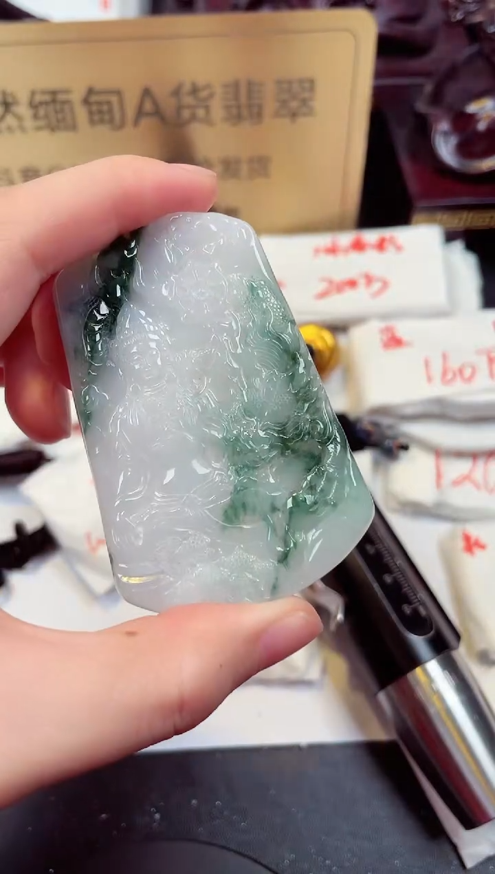 【闪购商品】翡翠颈饰未镶嵌天然缅甸翡翠A货