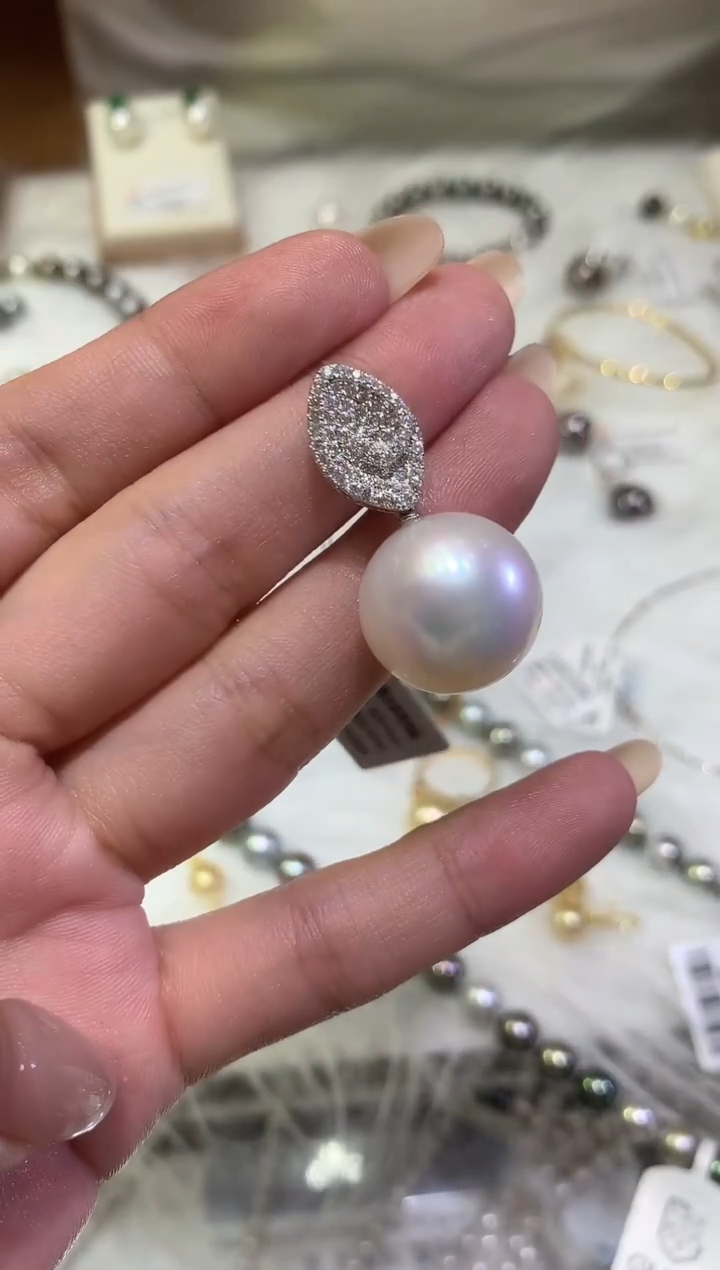 18K金镶嵌吊坠（不含链）海水珍珠A338|39999