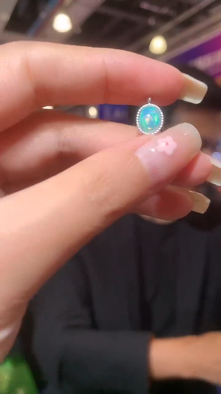 银S925镶嵌欧泊吊坠(不含链)【宝石世家严选】