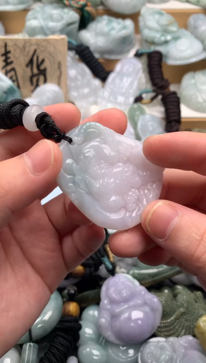 吊坠(不含链)未镶嵌翡翠1