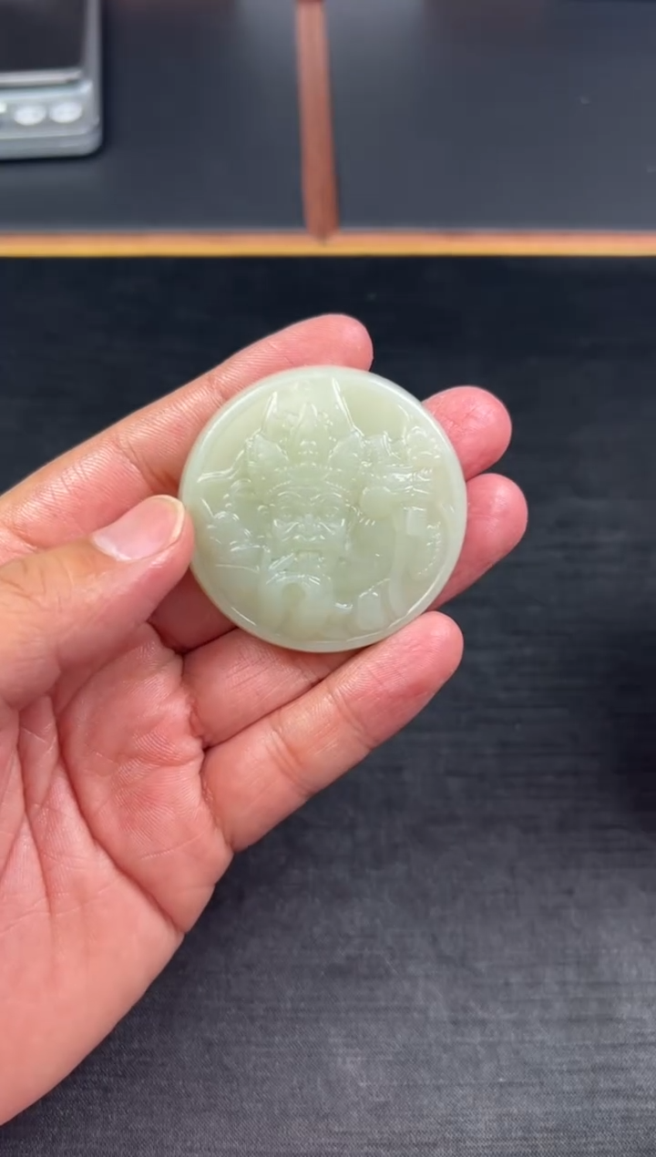 【闪购商品】和田玉把件未镶嵌且末微色差迪克兰