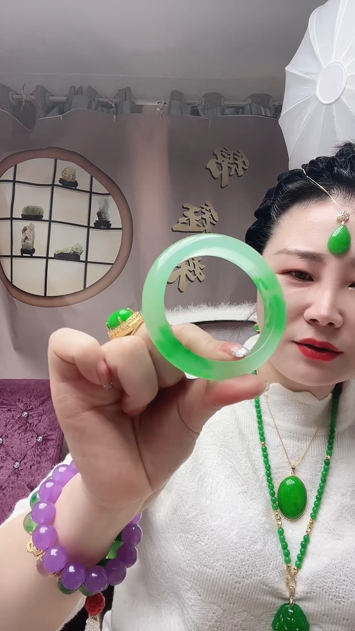 【闪购商品】翡翠手镯未镶嵌57圈口