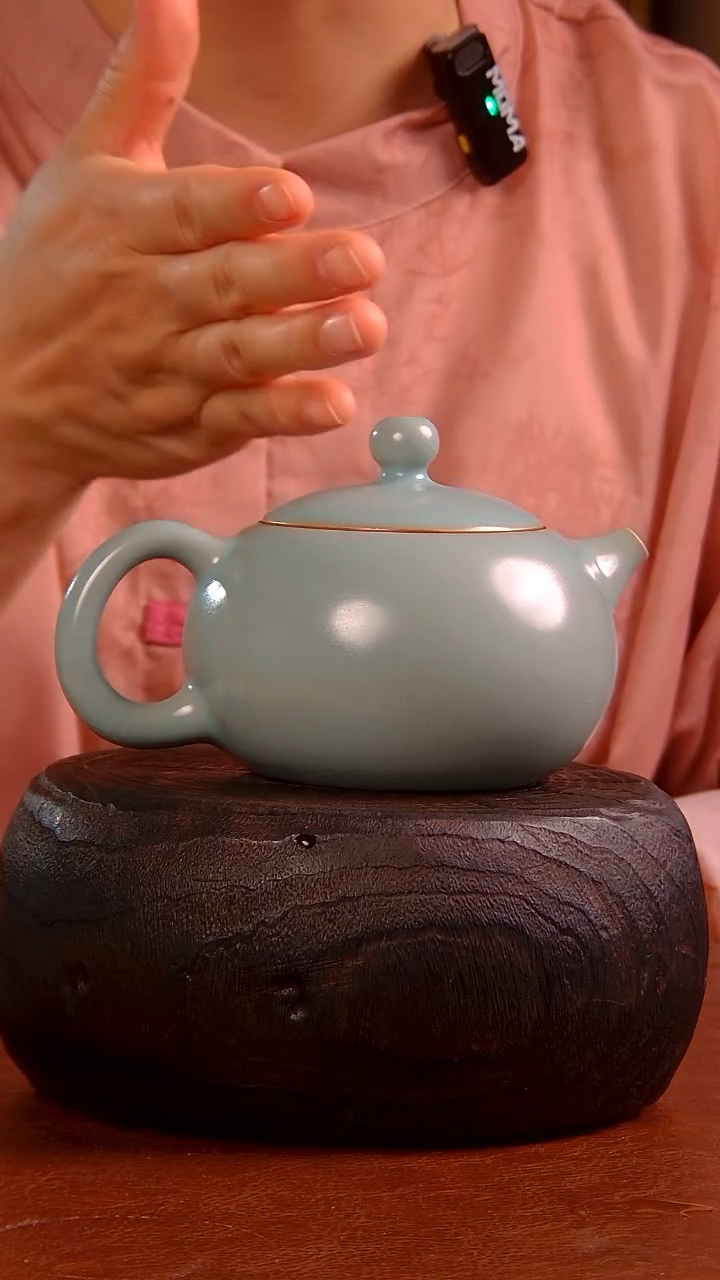 瓷片宝丰汝瓷 带款  大西施壶    452