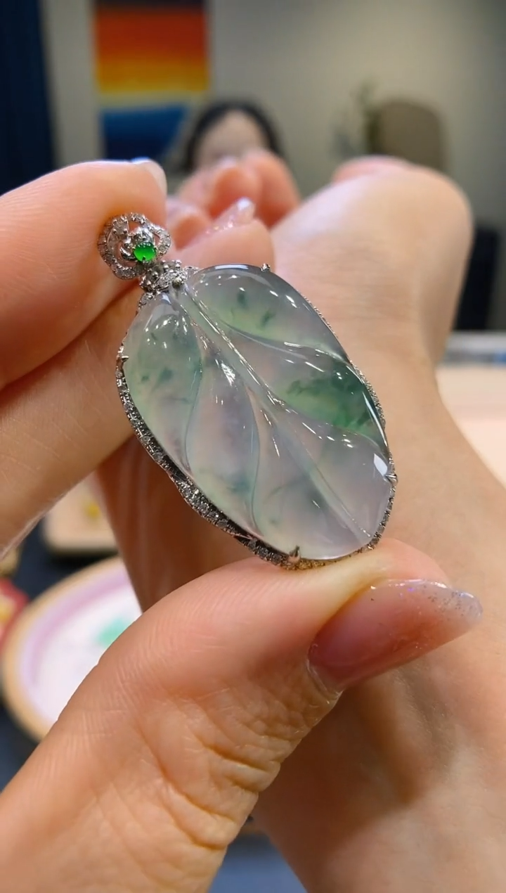 【闪购商品】翡翠18K金镶嵌吊坠(不含链)叶子