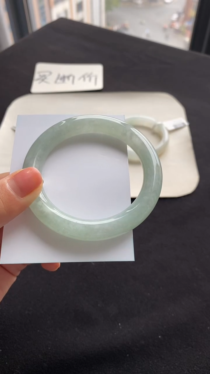 【闪购商品】翡翠手镯（圆镯）未镶嵌54圆条--不退不换