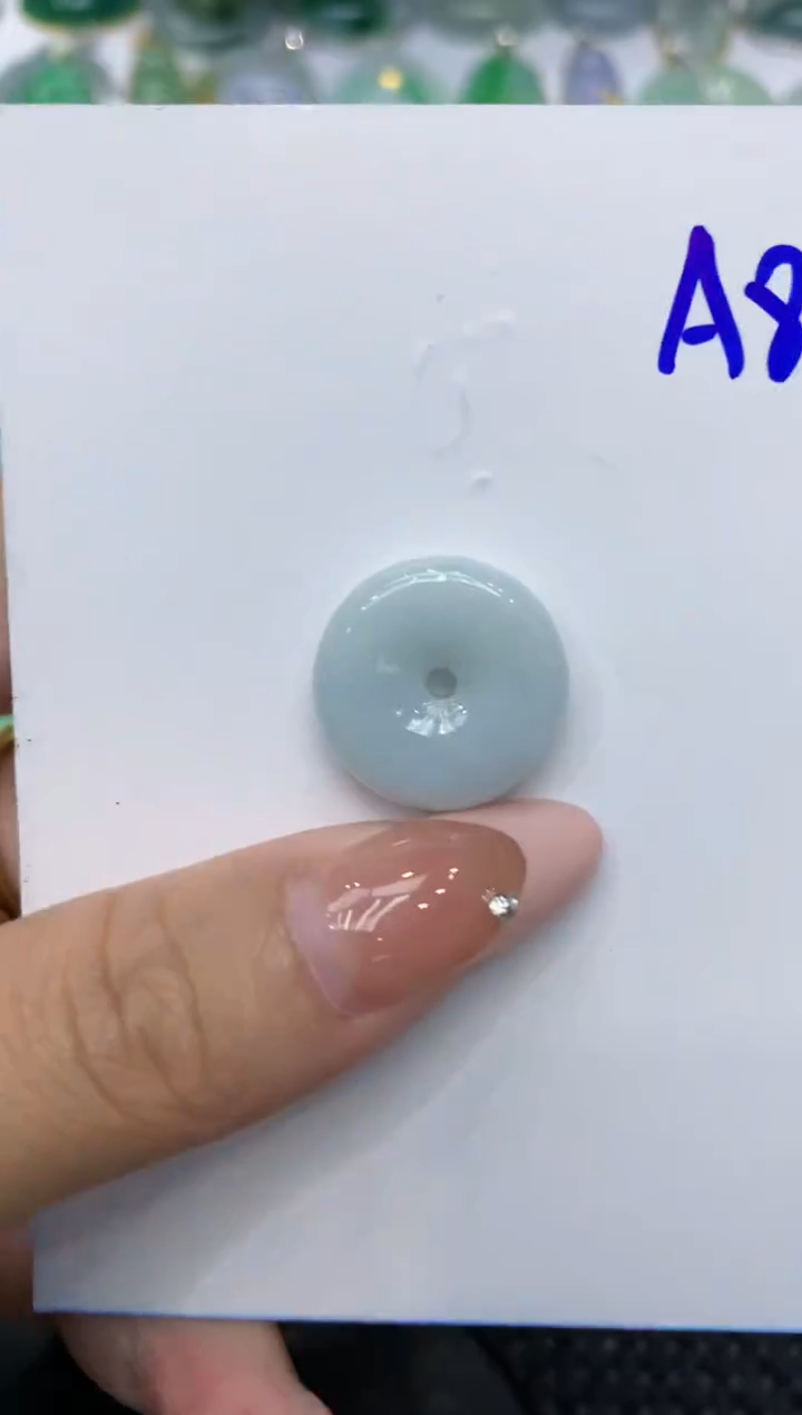 【闪购商品】翡翠颈饰未镶嵌111111111