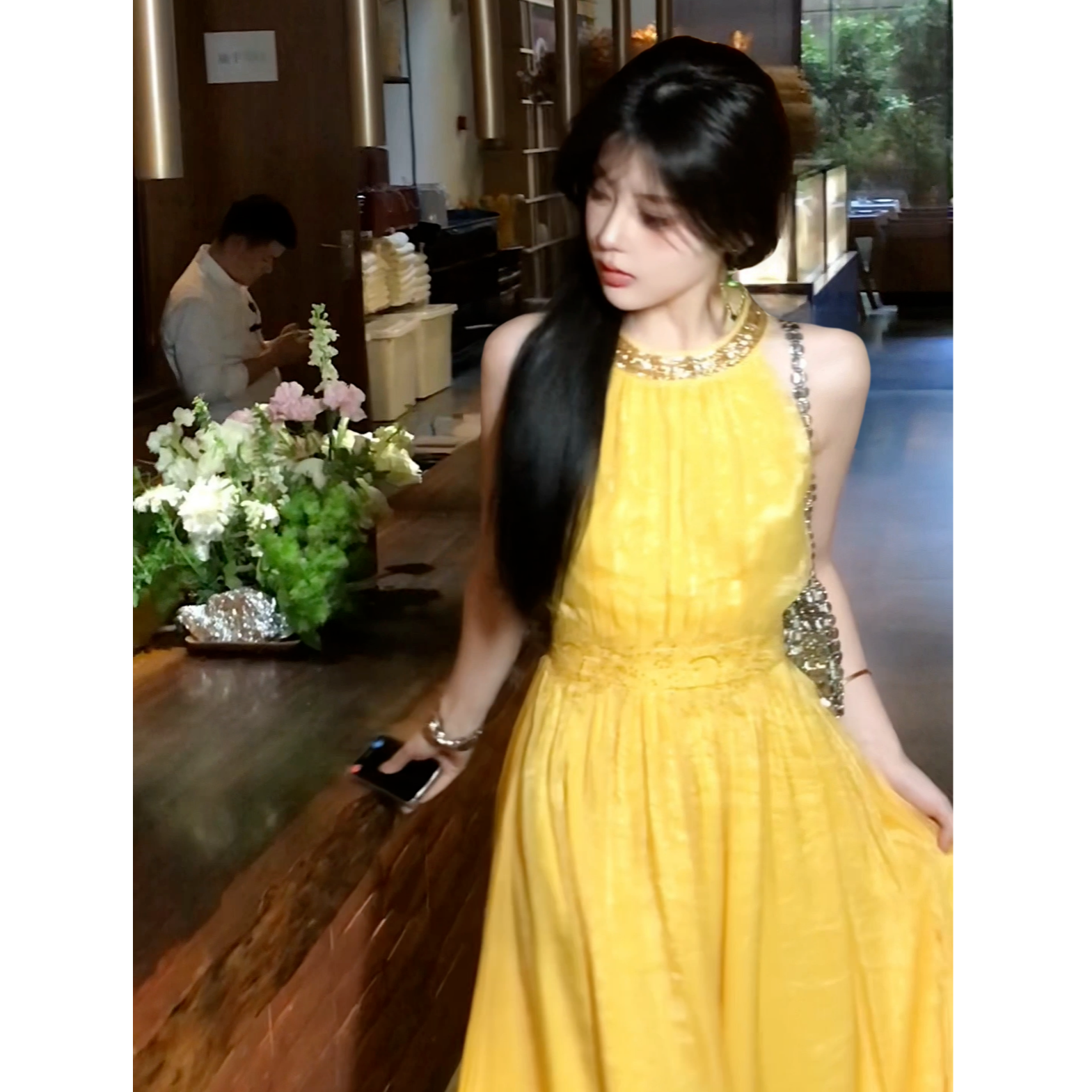 大璐●【麦田纱影】挂脖时尚气质蕾丝腰带显瘦连衣裙DLC5LYQ2624