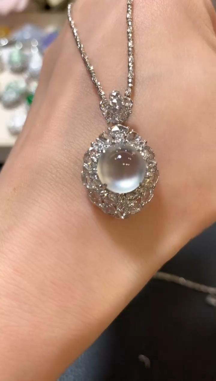 吊坠(不含链)18K金镶嵌翡翠z201  