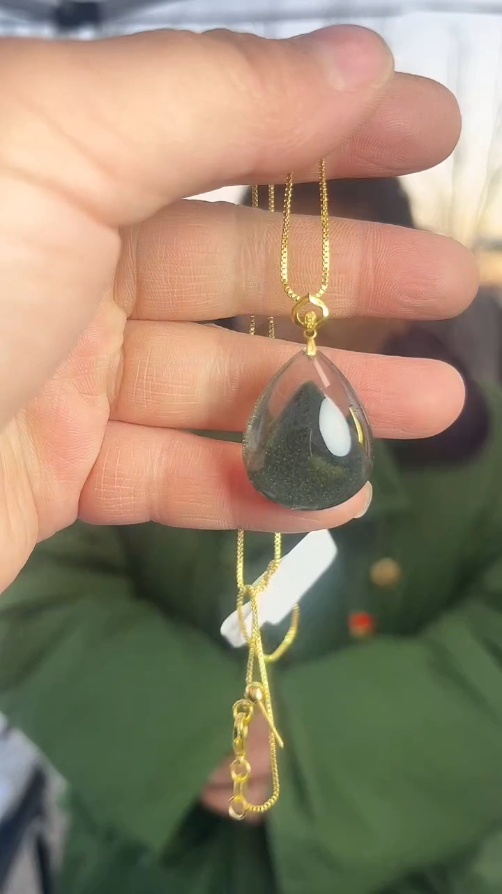 【闪购商品】绿水晶吊坠(赠链)未镶嵌天然绿幽灵多样性发一