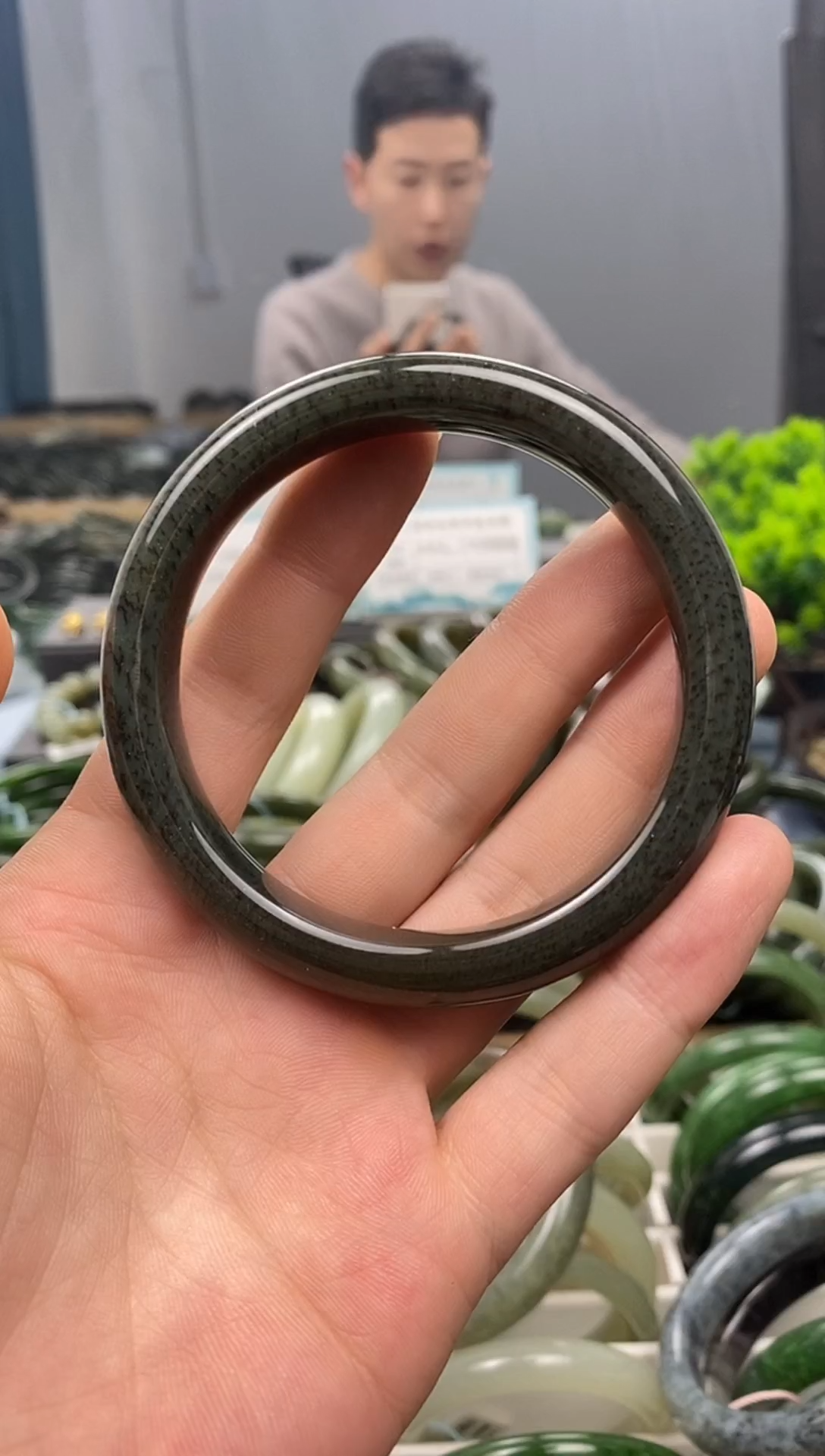 未镶嵌手镯和田玉62.5