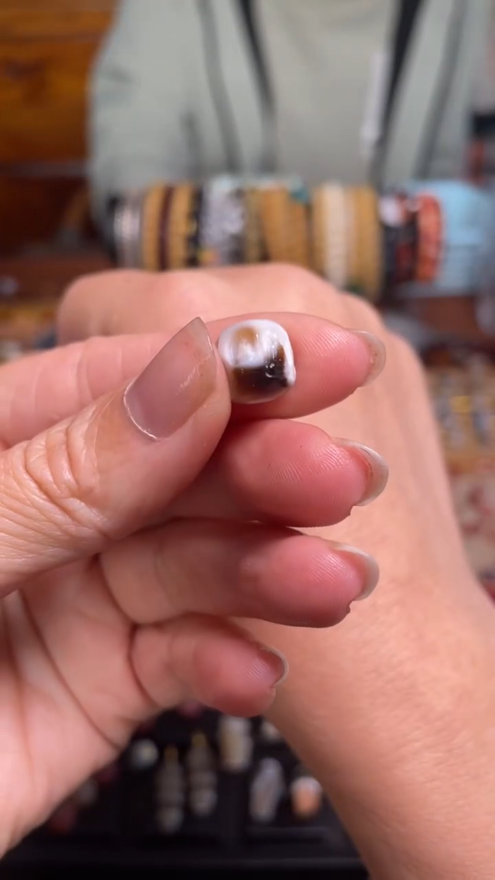 【闪购商品】玛瑙/玉髓颈饰未镶嵌玛瑙饰品佛窟108