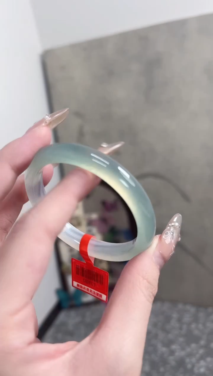 【闪购商品】玛瑙/玉髓手镯未镶嵌53-54圈需要包容