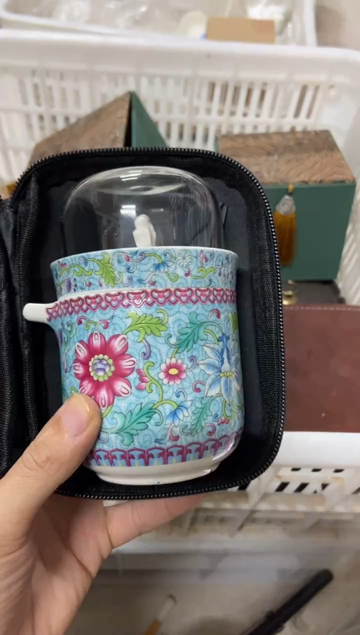 无运费险有瑕疵的摄影的产品有使用过的痕迹有点脏介意勿拍