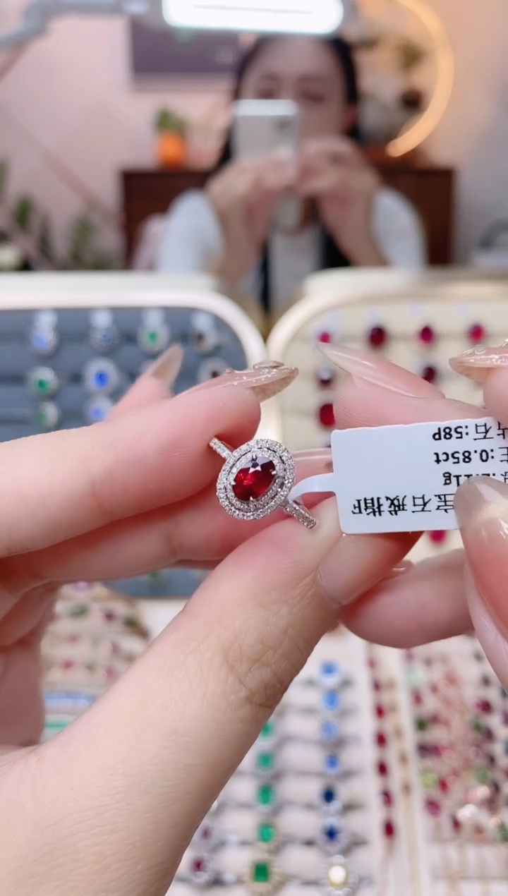 18K金戒指18K金镶嵌红宝石1