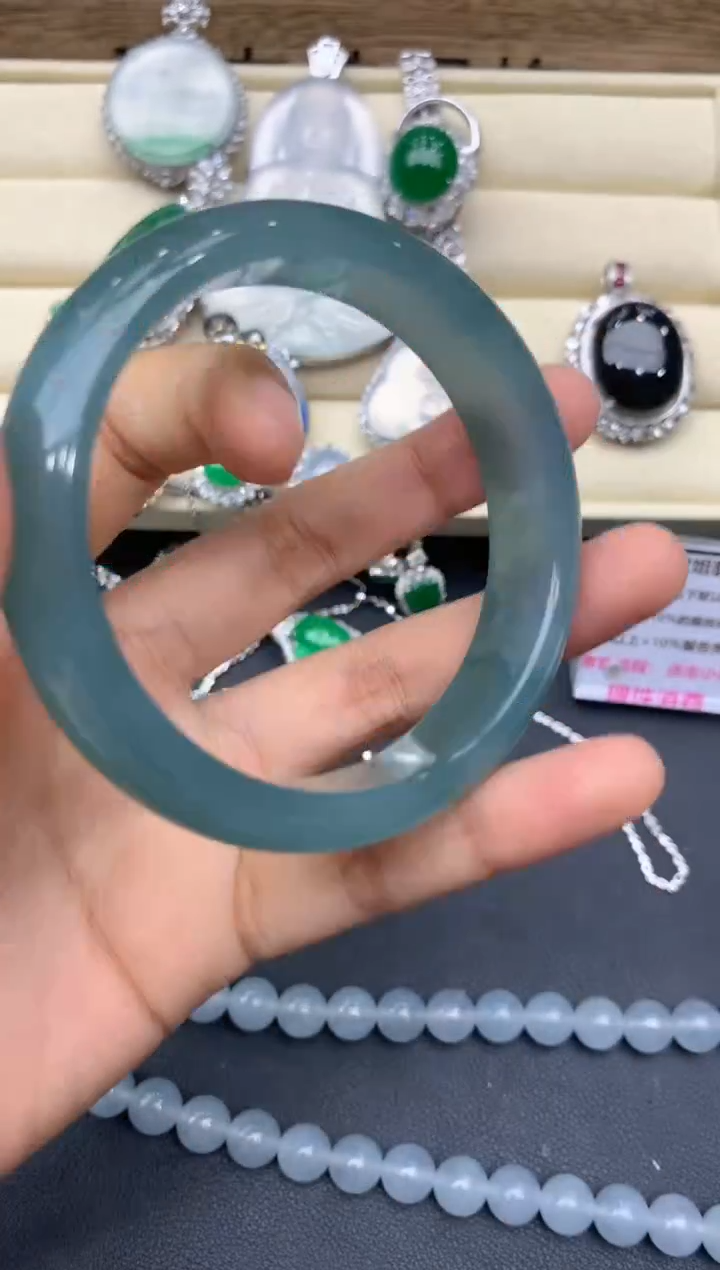 【闪购商品】翡翠手镯未镶嵌174-中国好珍宝