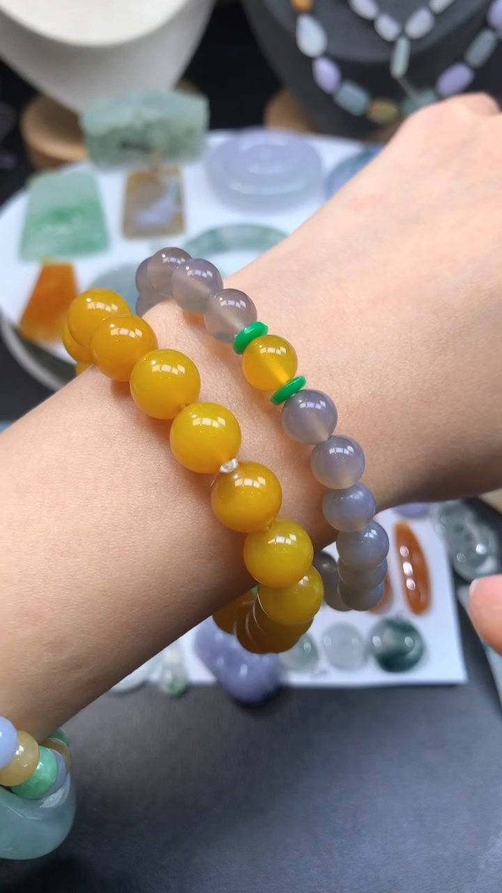 【闪购商品】玛瑙/玉髓手串未镶嵌玉髓一对