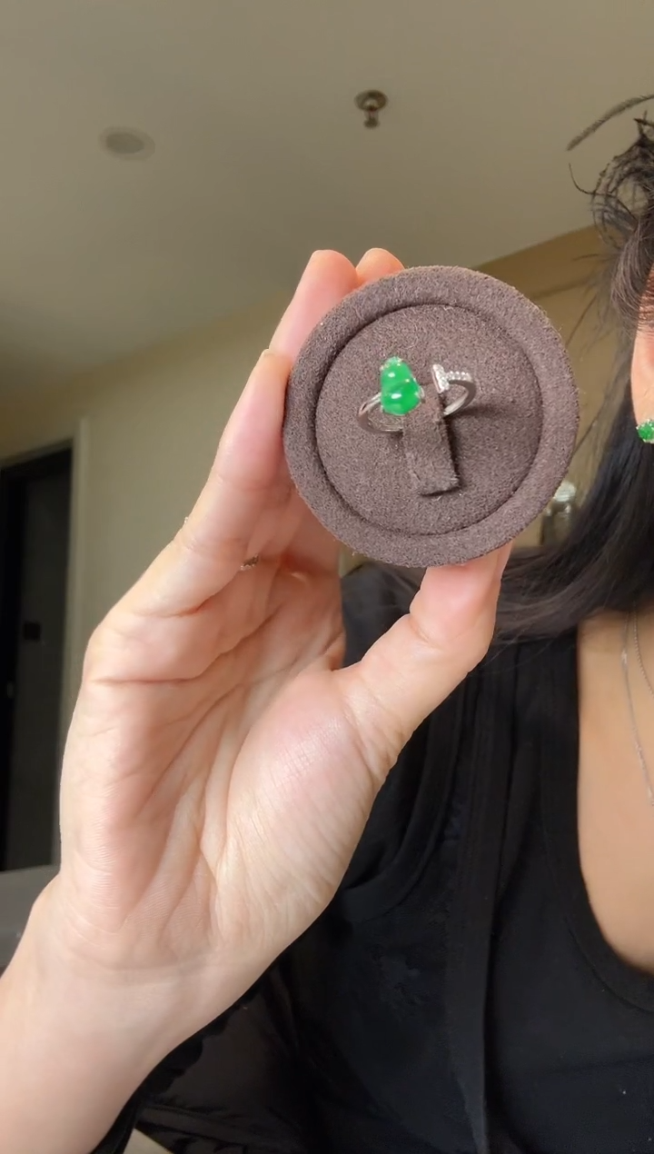 【闪购商品】翡翠戒指银S925镶嵌葫芦戒指