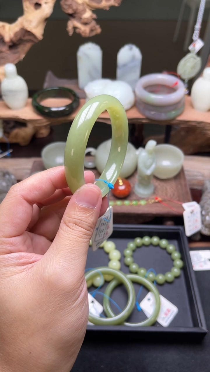 【闪购商品】和田玉手镯未镶嵌若羌黄口 60圈 9006510