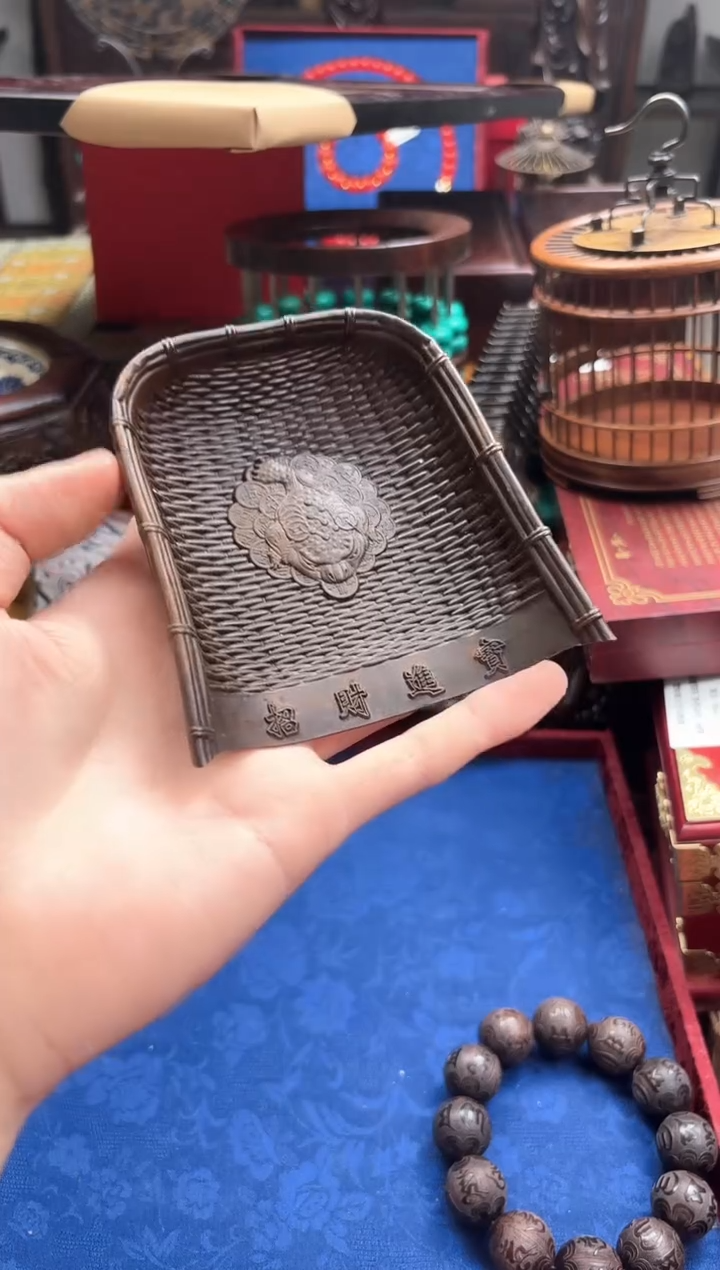 --------瓷---------