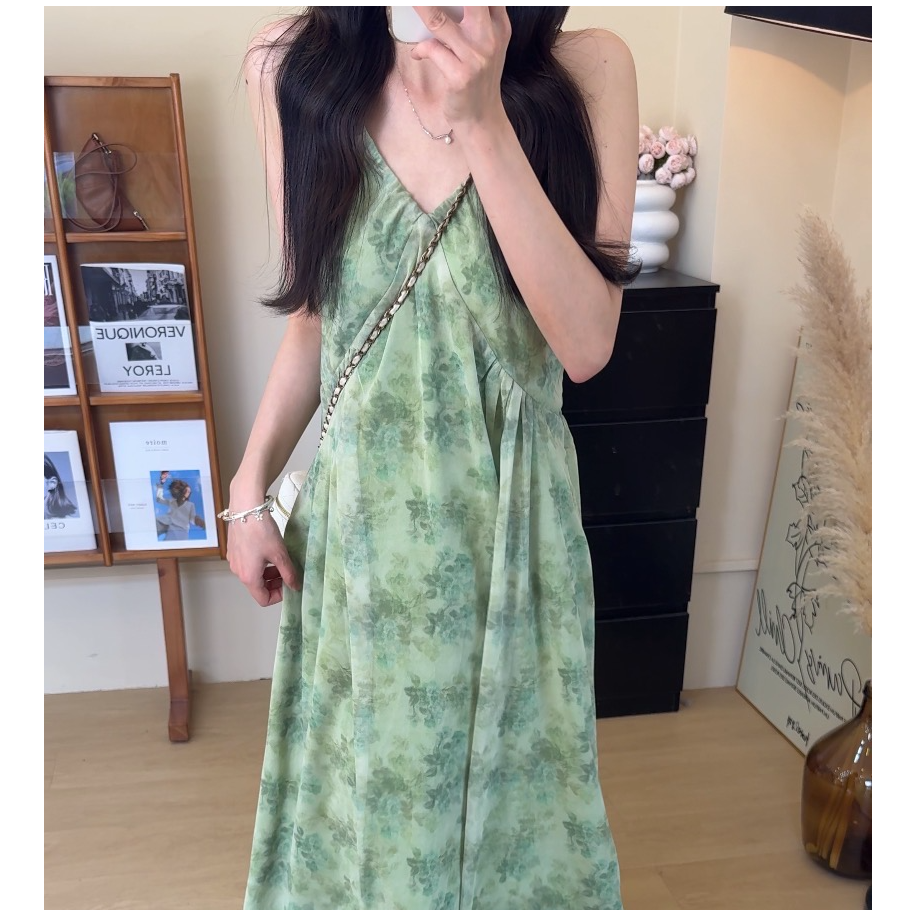 2025春夏上新初恋清纯感飘逸天花板半熟青柠吊带裙