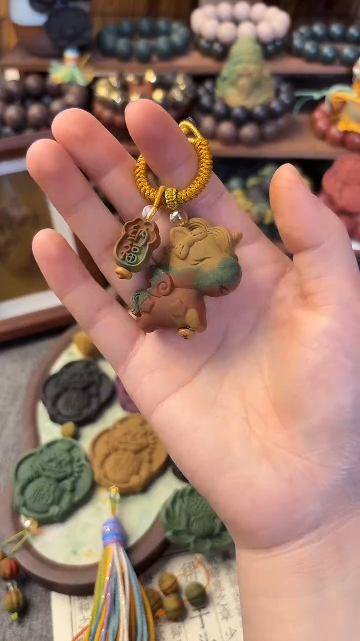 泥塑柚见清茶降真息肌小马挂件一个