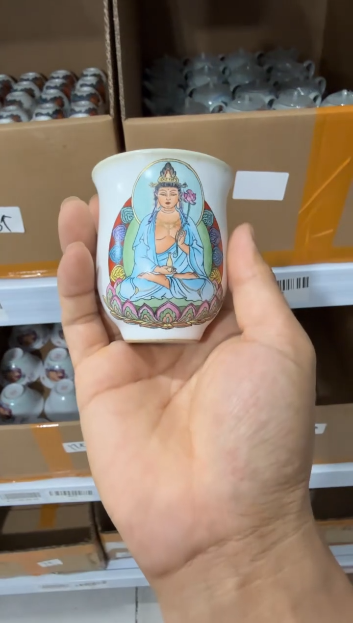 以笔为心，以瓷为纸。