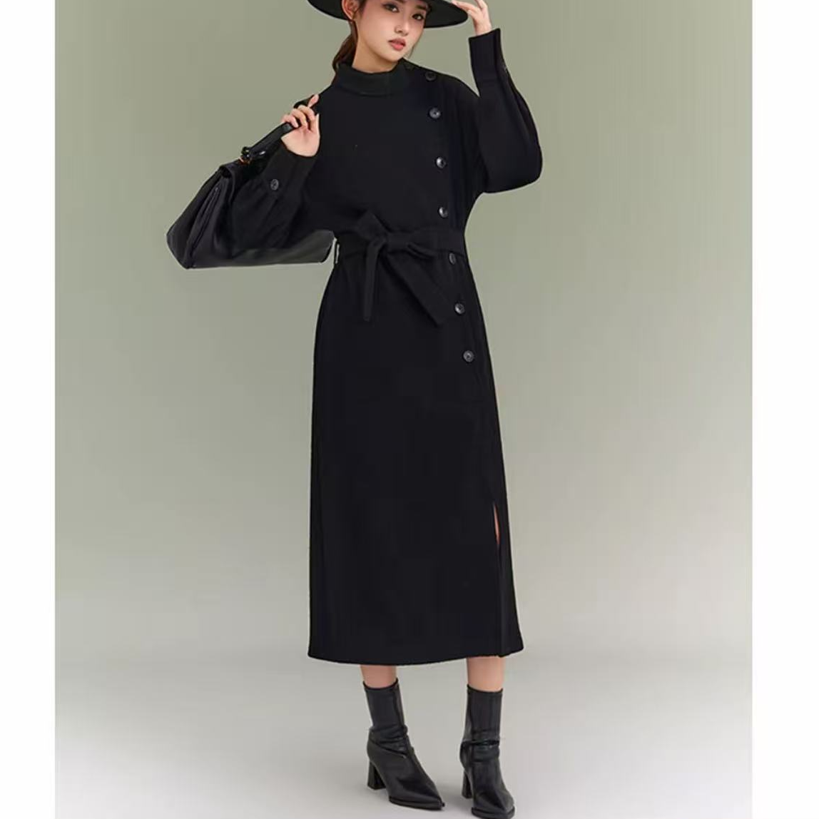 GIRDEAR/哥弟赫本风侧排扣羊毛保暖连衣裙150042